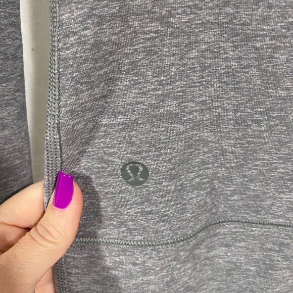 Lululemon Just Breathe Gray Long Sleeve Top Appx Size 8 - Picture 4 of 8